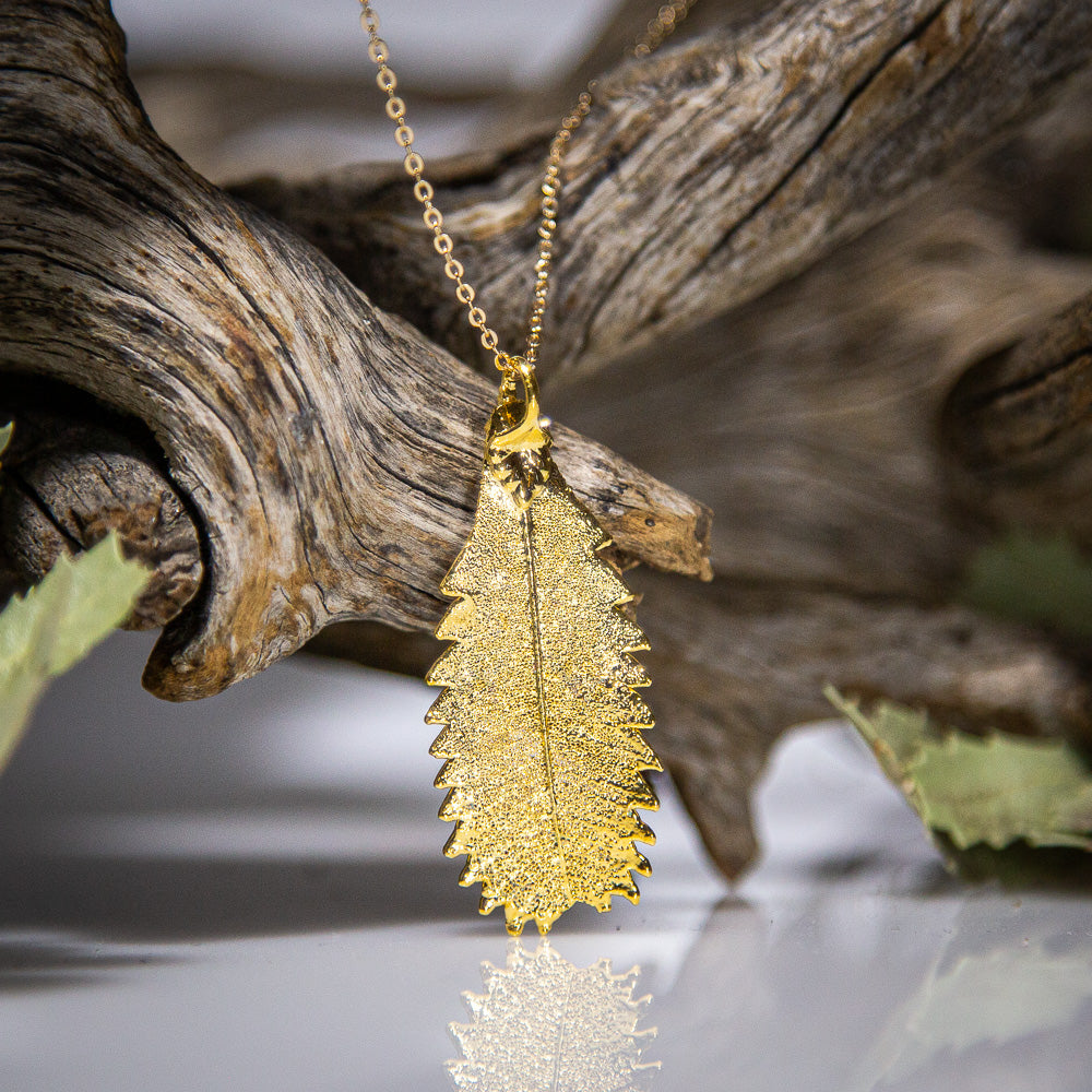 Banksia Leaf Gold Pendant & Earrings Set
