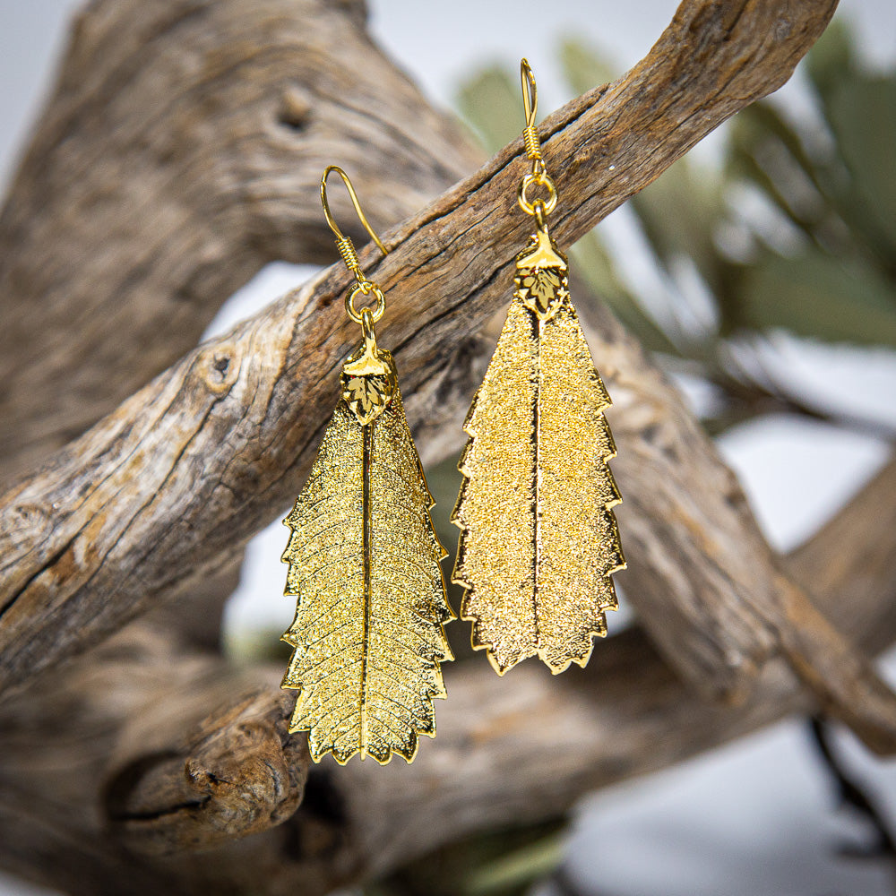 Banksia Leaf Gold Pendant & Earrings Set