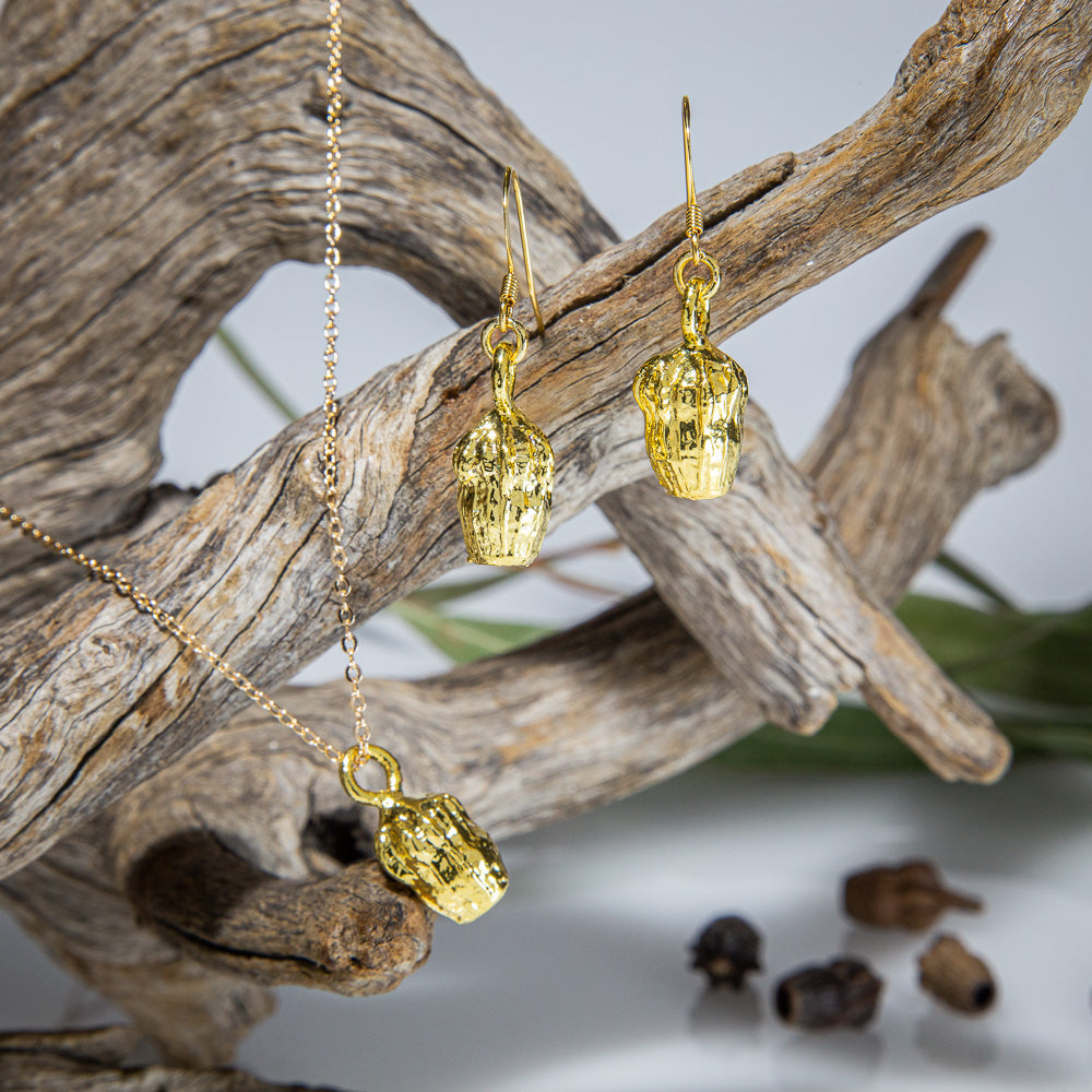 Eucalyptus Scribbly Gum Nut Gold Pendant & Earrings Set