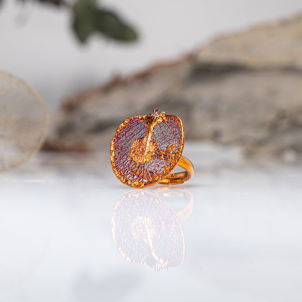 Apple Gum Eucalyptus Leaf - Copper Ring