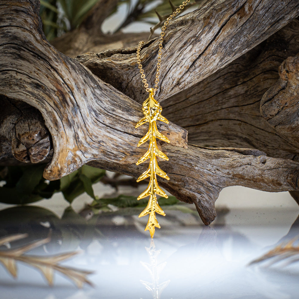 Grevillea Ivanhoe Leaf Gold Pendant & Earrings Set
