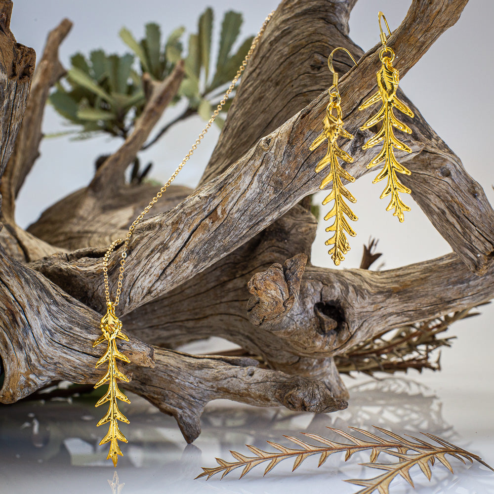 Grevillea Ivanhoe Leaf Gold Pendant & Earrings Set