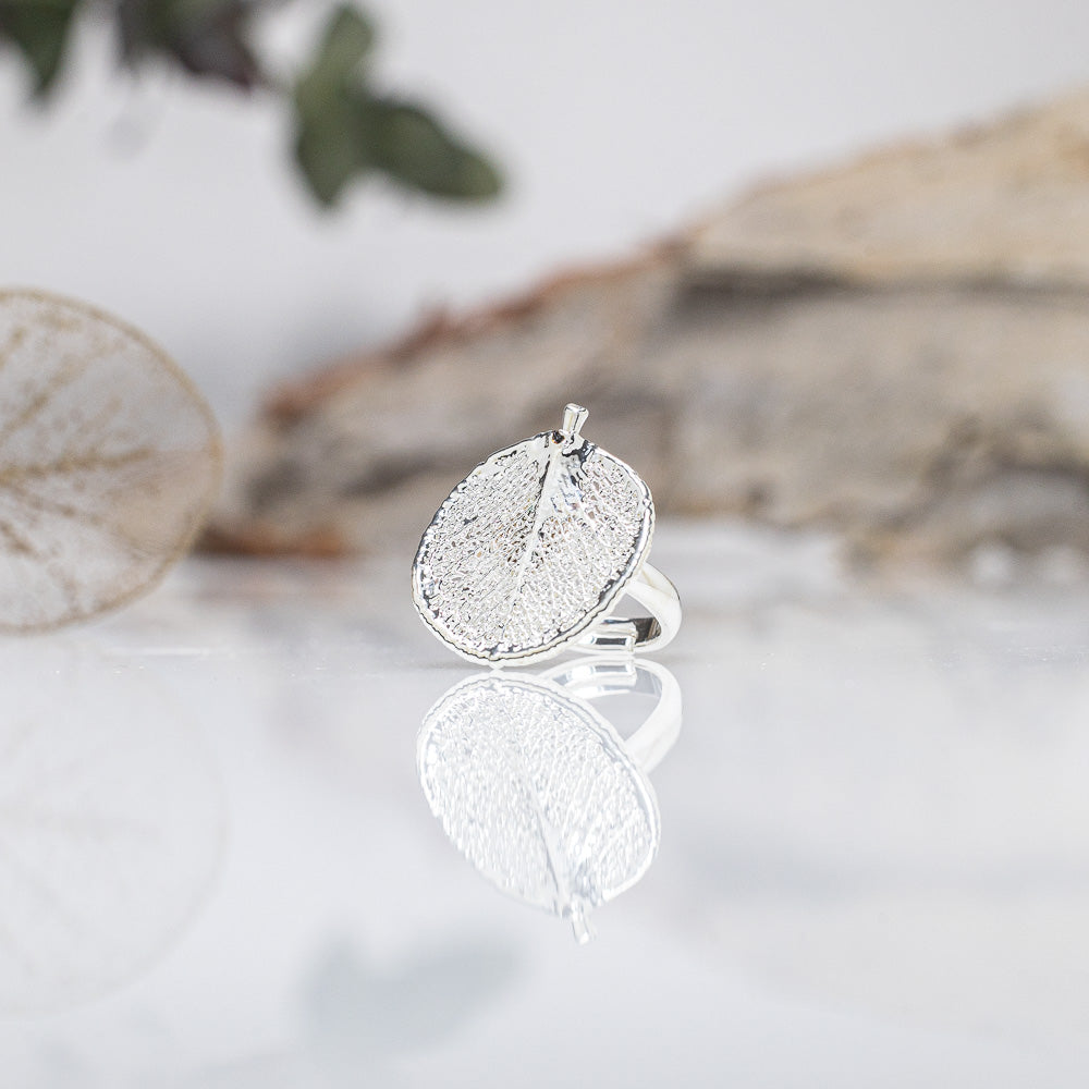 Apple Gum Eucalyptus Leaf - Silver Ring