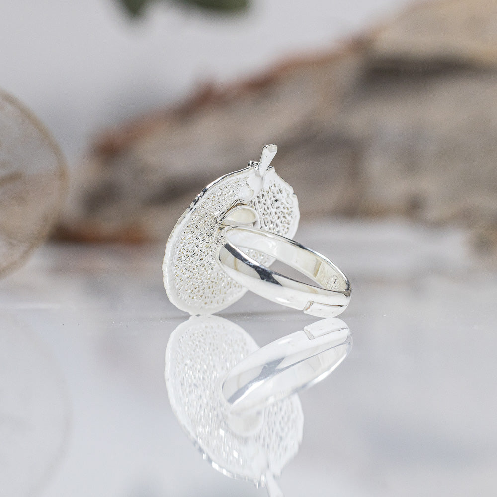 Apple Gum Eucalyptus Leaf - Silver Ring